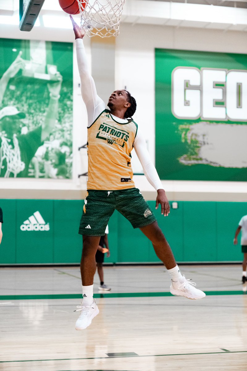 Tre_Snoo's tweet photo. I make the call then its over💚🤘🏽 @MasonMBB https://t.co/e6BSzkPG7R