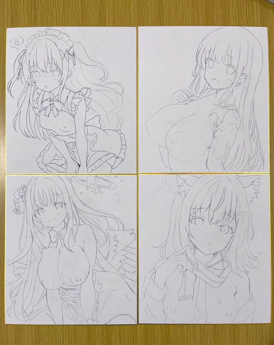 下書きまでやって1枚目のペン入れ途中で力尽きたので続きは当日スペースで描きます…ペン入れと軽い色塗りぐらいしか出来ませんが。多分暇なのでこれ描いてますー!頒布方法どうしようかな。とりあえず仕上がったらお知らせする方向で当日考えますー。おやすみ 