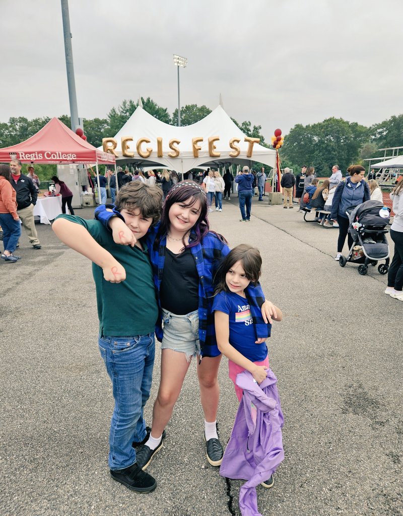 Dr_Willems's tweet photo. The whole family had fun today, thank you @RegisCollege_MA 
#regisfest2023 https://t.co/Q8jq6NvpIx