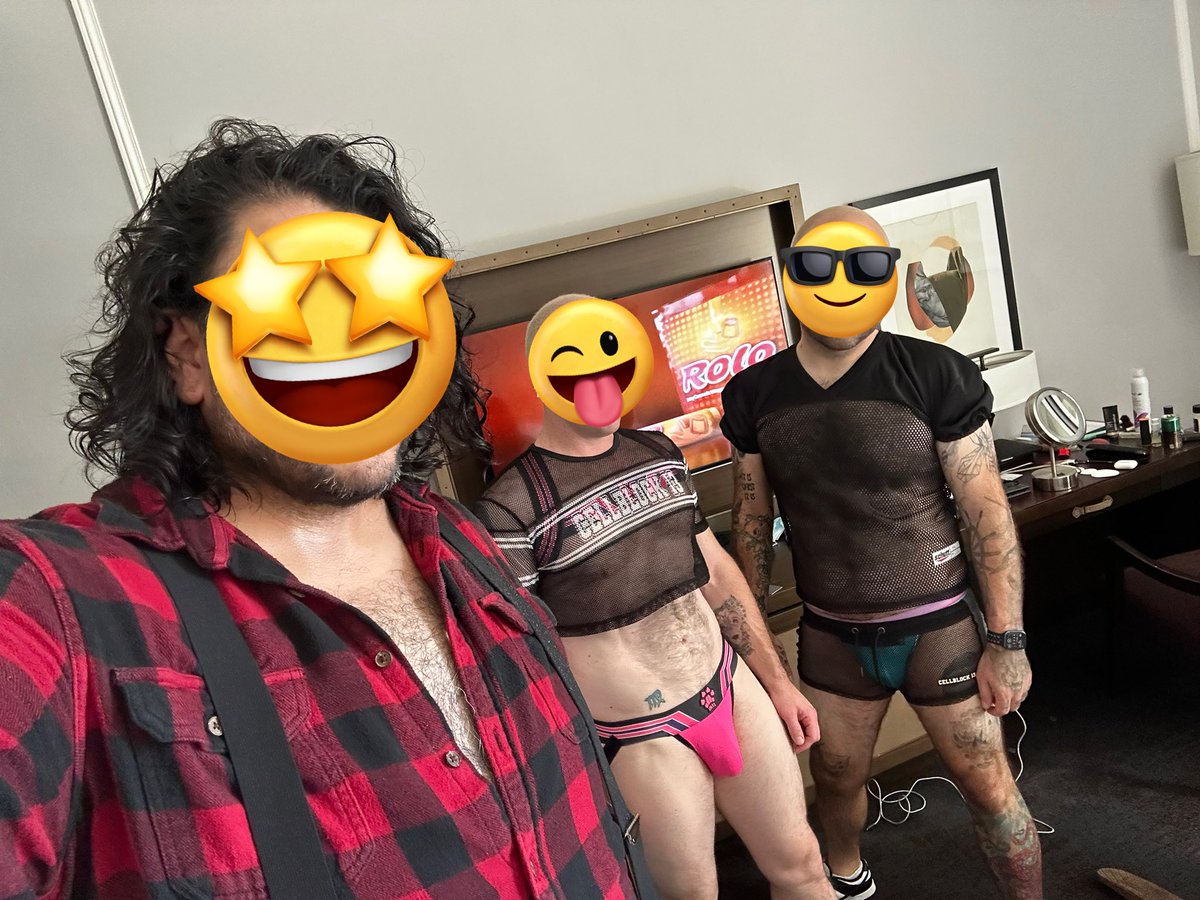 pdxotter84's tweet photo. Otters, bears, and jockstraps oh my! Who wants to jump in the middle of the throuple? #folsomstreetfair2023 #jockstrap #bears #throuple #sfo #gaypdx #leathergear #otter #sfeagle #eaglesf #folsomstreetfair https://t.co/5DIbWCjCYe