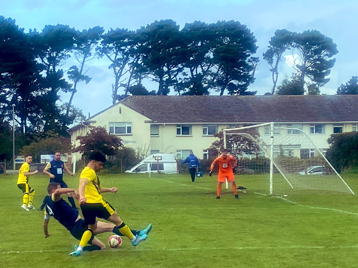 LeagueLimits's tweet photo. @WarehamRangerss reserves 7-0 Hotspire Football Club Mens

From start to finish it was a dominant performance from Wareham Unfortunately Hotspire didn’t create many chances or create any problems for Wareham. https://t.co/xuYgnY9nPC