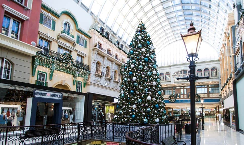 We're excited to announce we'll be performing inside North America's 2nd largest shopping centre, West Edmonton Mall, this Christmas season. You can catch us performing 20-minute sets of your favourite holiday tunes on Nov 19, 26 and Dec 3,10 and 17.