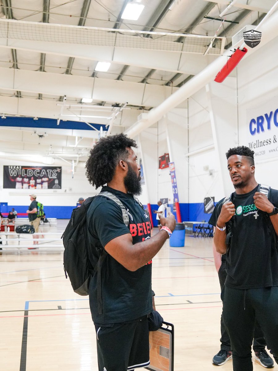 AnalyticalCoach's tweet image. Pangos Opening Day

@FCPPangos | @LimitLesSports 
@Ani_Umana | @BJenkins247