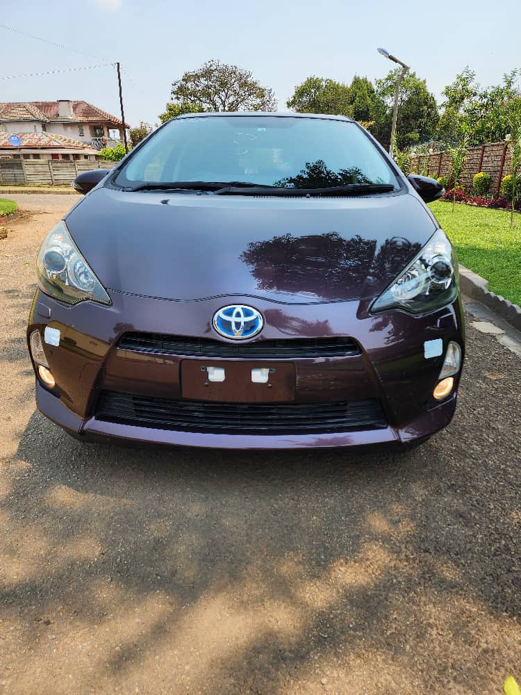 cowboycardealer's tweet image. Am selling cars guys ndega handigone help a brother to get a dollar 🫡 Nemo ndinovimba. Prices and location inbox  NB we deliver to your door step .. fuel ndoisa hangu test drive mahara .