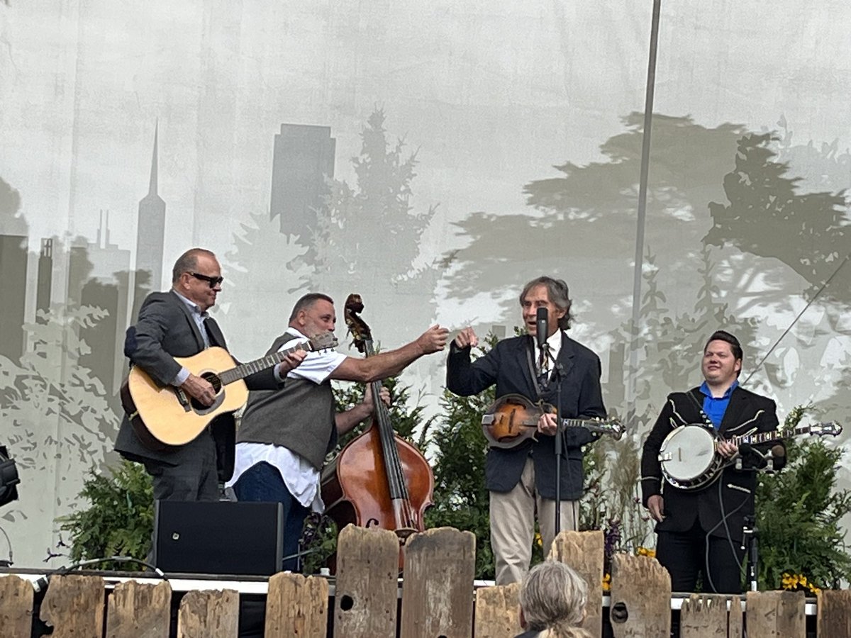 Back at Hellman Hollow for #hardlystrictlybluegrass and #DryBranchFireSquad on the #BanjoStage