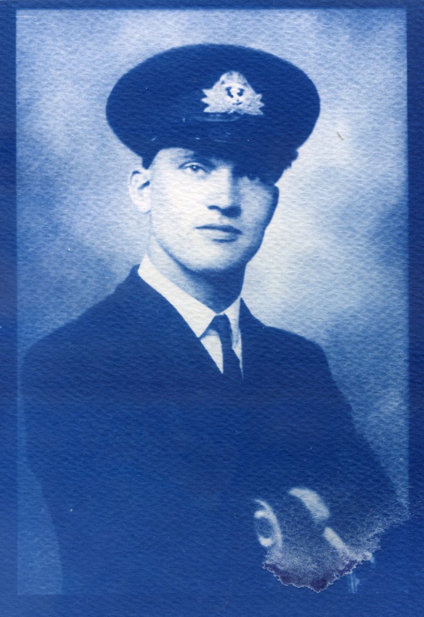 jillsett's tweet photo. Happy World Cyanotype Day with this print of my late father in his Royal Navy uniform
#worldcyanotypeday #sunprints #inheritance #father #uniform #cyanotype #royalnavy #thephotohour https://t.co/sIgqi7FJCR