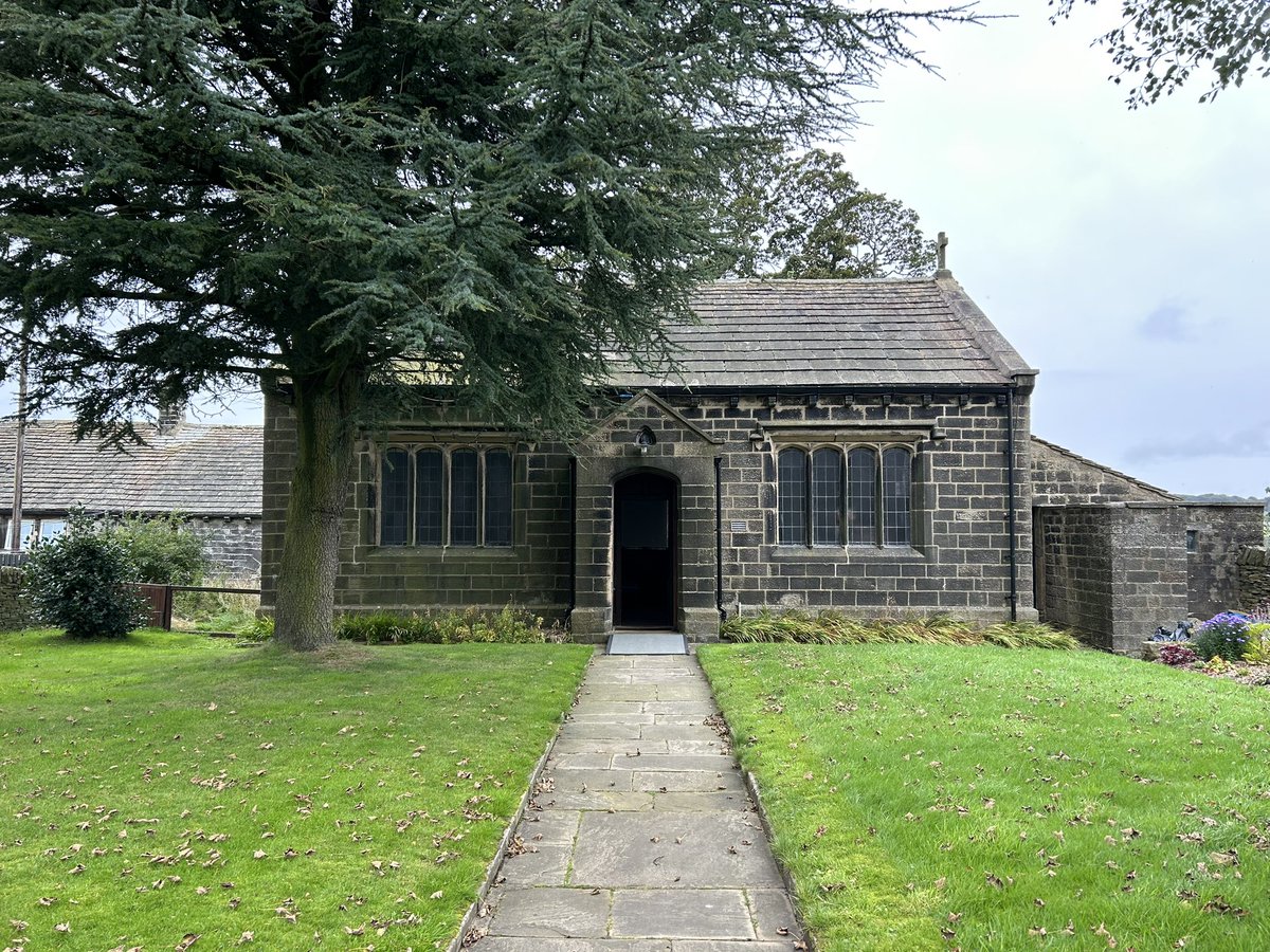 Walked via Stanbury on the way back to Haworth, from Ponden Hall, to stop off at St. Gabriel’s. Rev. Brontë initiated the build in 1848 & it’s said Charlotte taught Sunday School there. Had a cheeky pint in WH pub too! #Stgabrielsstanbury #Charlottebronte #brontes #teambranwell