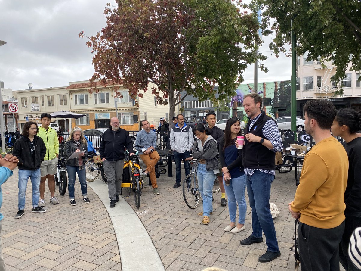frdsofvalencia's tweet photo. Thank you to everyone who joined our Q&amp;A with SFMTA this morning! Lots of good questions and conversations. Looking forward to continuing to improve Valencia together. 🌳 🚲 https://t.co/J3tjt5wVff
