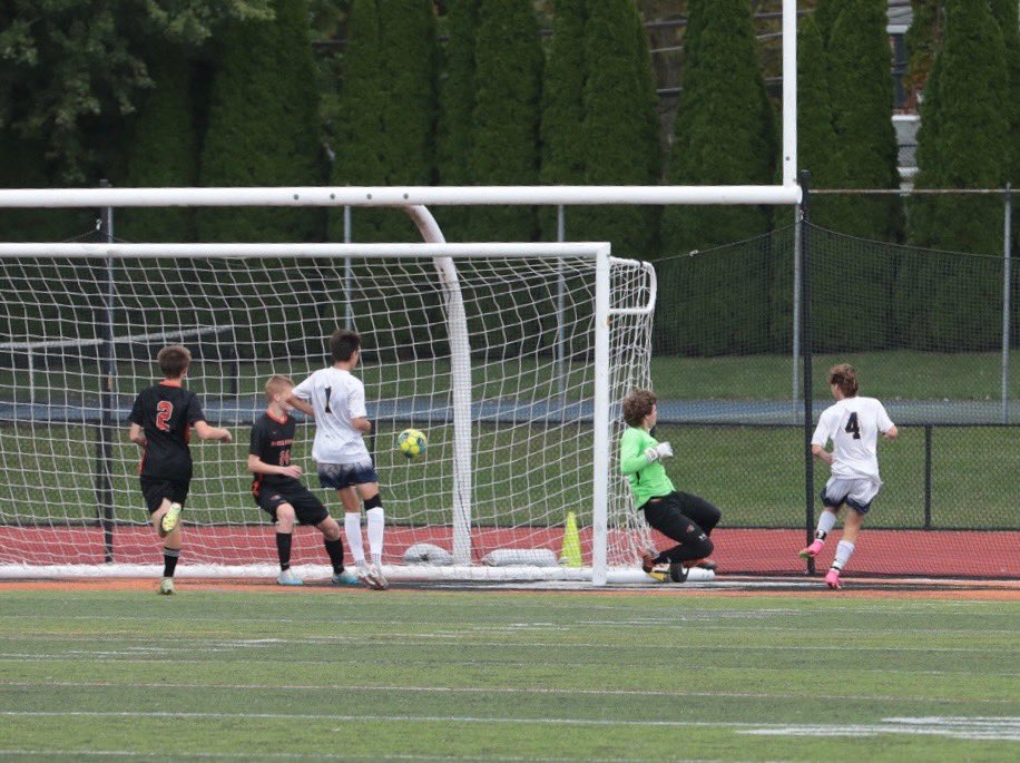 DPTideSoccer's tweet image. The Tide Varsity soccer team gets the victory in overtime over Marple Newtown 3-2 thanks to a game winning goal by Matt Pascale ‘25! The first two goals were provided by Josh Rick ‘26 and Ryan Samms ‘25 @athletics_devon