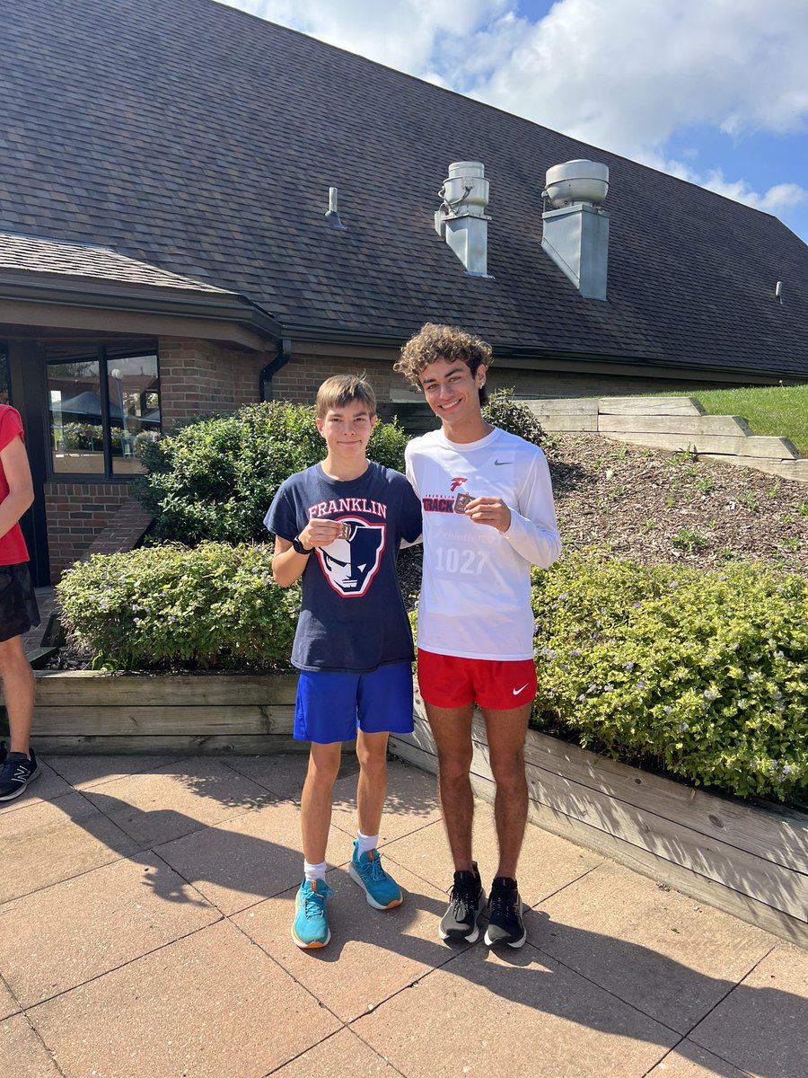 Robert Voss tweet media