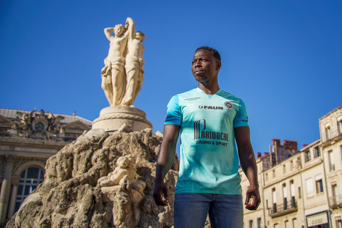 MontpellierHSC's tweet photo. 🆕👕 𝑀𝐴 𝑣𝑖𝑙𝑙𝑒 𝑀𝑂𝑁 𝑐𝑙𝑢𝑏 https://t.co/mCD5mIy878
