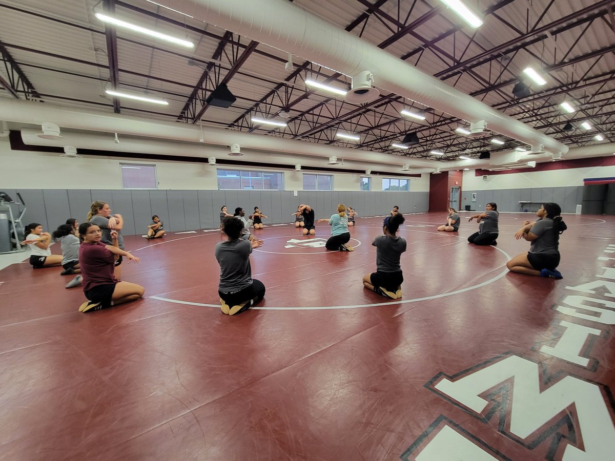 LFWpride's tweet photo. 1st day of early practice is always tough! So proud of these ladies that woke up early and put in the work to get better! 
#FarmersFight https://t.co/NBIvYkL9Nm