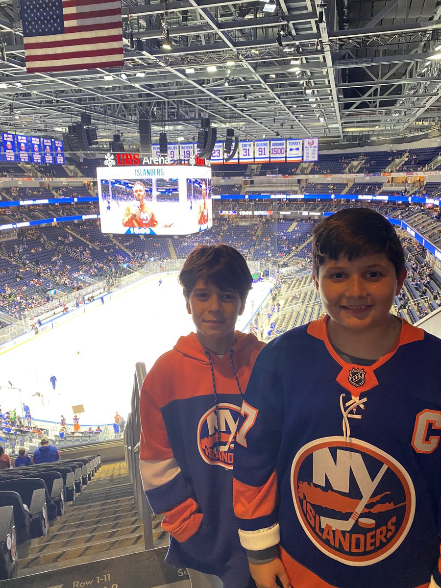 crisispenny's tweet photo. It’s going to be a great year for the Islanders!!!! #isles #islanders https://t.co/BfwKWzRNsg