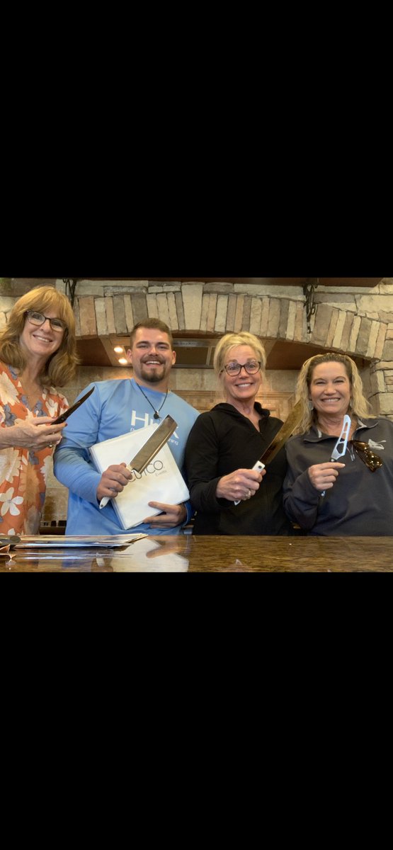 Hmoore7678's tweet photo. PLEASE SHARE!

I just started my Cutco “Back with a BANG” Campaign filled with free sharpening, crazy holiday specials, and of course a boat load of big ole smiles. To start the Campaign, I have a couple deals for up to 33% OFF for anyone who orders by October 9th at midnight https://t.co/RFIlEtoPhg