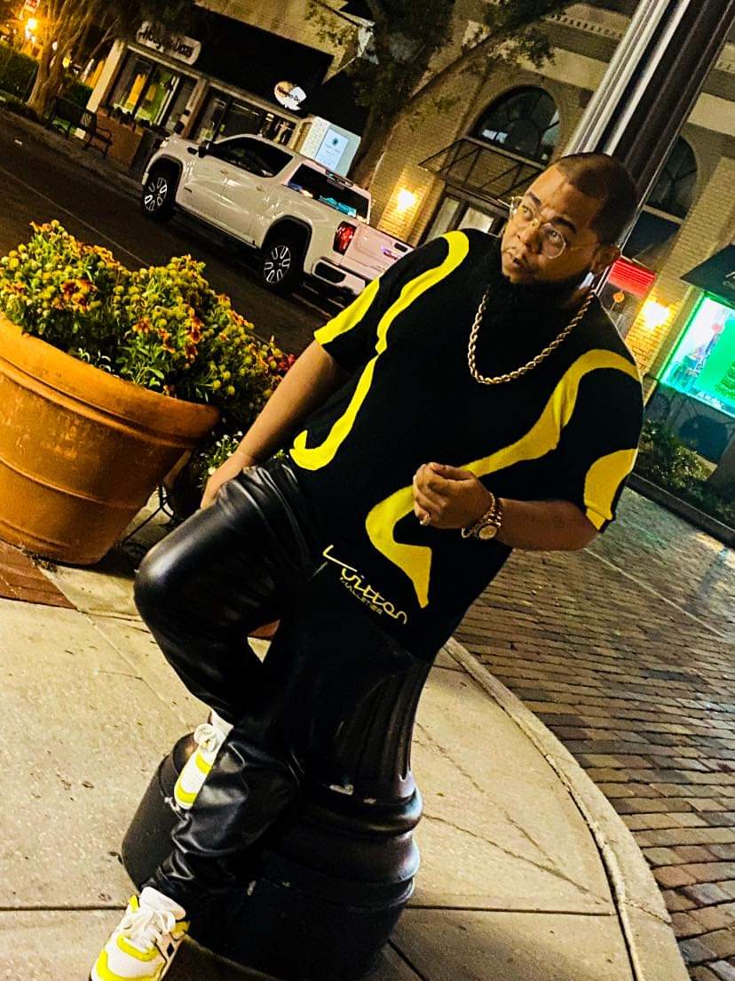 iamILLA's tweet photo. Outside a lil bit... https://t.co/vEZJ09wzLD