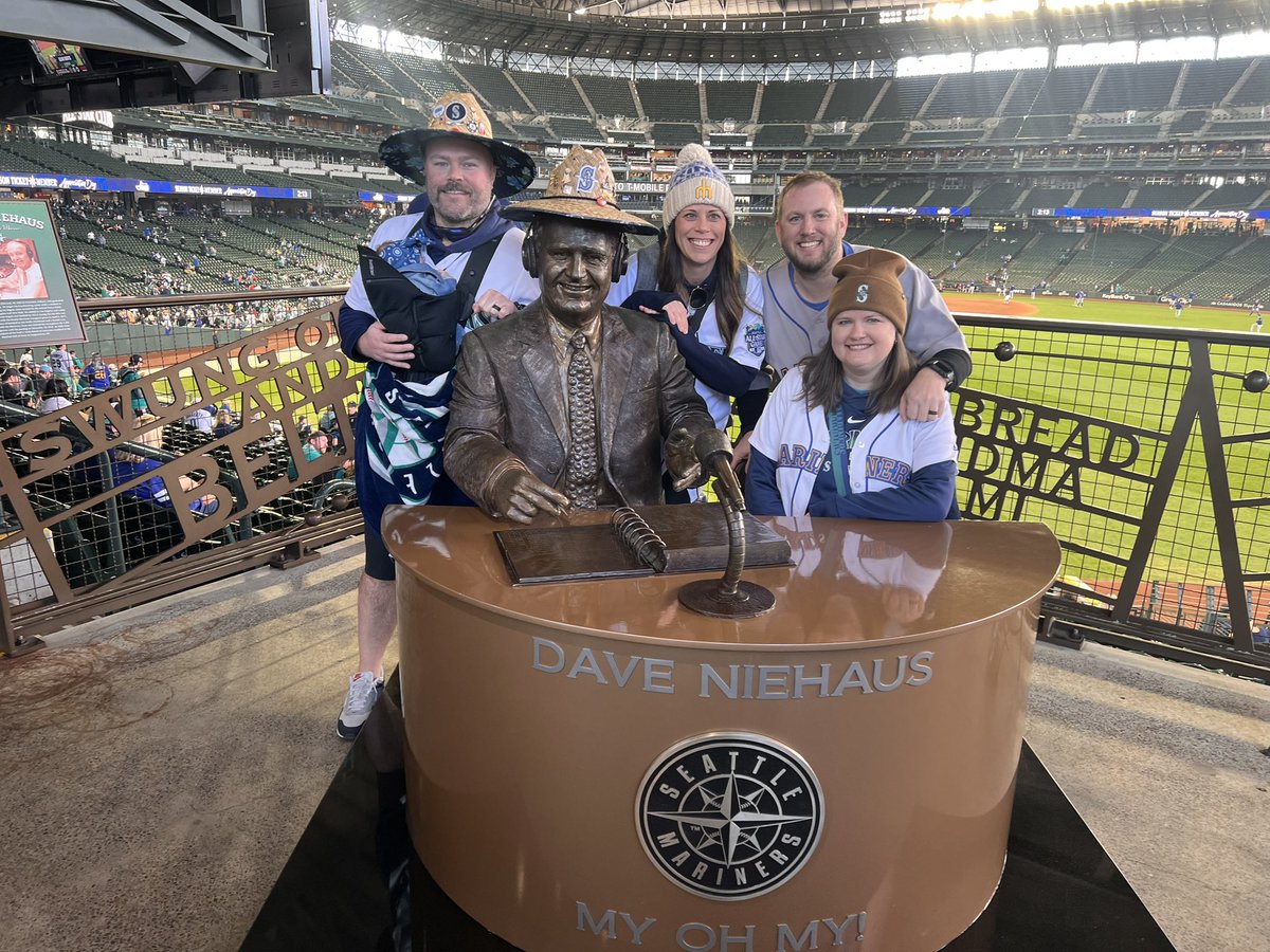 RWillmaser's tweet photo. It’s a great day to be a #Mariner! Sec. 241 Row 7 Seat 5-6 #MarinersSTM #whereiroot #SeaUsRise #SombreroBrothers https://t.co/J4fp4ppLHB