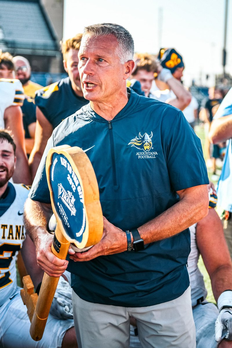 What a day <a href="/AugieFB/">Augustana Football</a> so proud to get the 🔑 back and get <a href="/CoachOJ_/">Jerry Olszewski</a> win #100 … that’s 💯#5games5wins