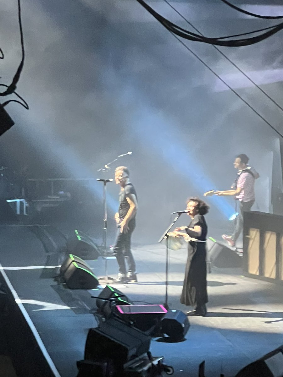 Lui Forni (@forniluig) on Twitter photo Brilliant. Great night and thanks for making my wife feel like she was 21 again. Until the next time…<a href="/deaconbluemusic/">Deacon Blue</a> Brilliant. Great night and thanks for making my wife feel like she was 21 again. Until the next time…<a href="/deaconbluemusic/">Deacon Blue</a>