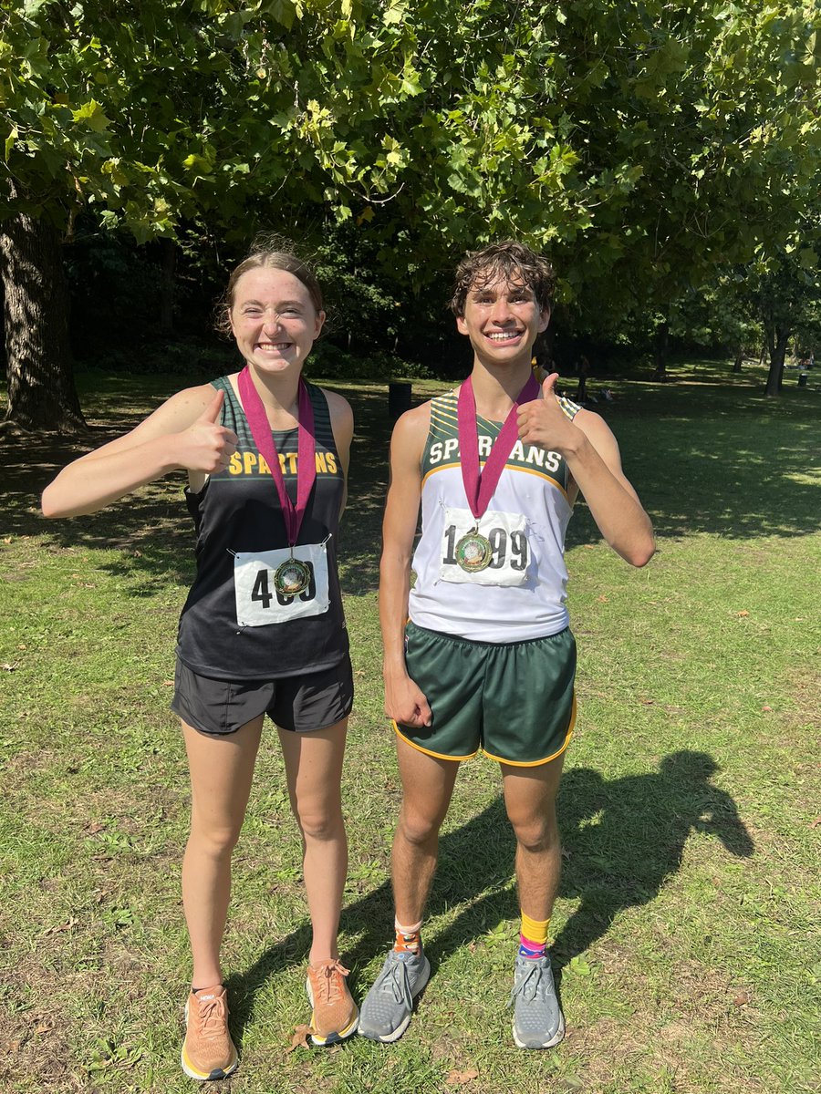 The Spartans stay strong running through the heat on the state course in Peoria. Bringing home 2nd (Maria) and 10th (John) place, with a strong 9th place finish from the girls team and 12th place finish for the boys out of a large field of over 30 teams!