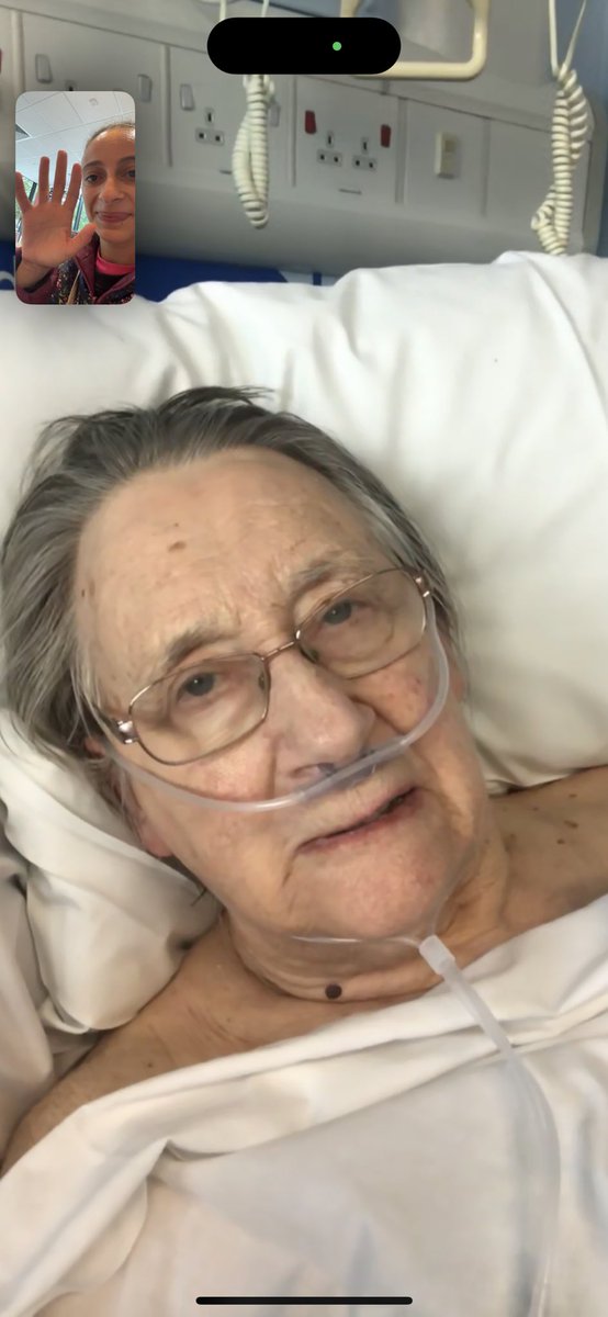 Sophiajama_'s tweet photo. The @gmcuk @nmcnews @CareQualityComm need to be doing more to intervene with the @HullHospitals the majority of the hospital is ranked as 🛑 #inadequate yet it still doesn’t seem lessons have been learnt #hullhospital #hullroyal #castlehill @ptsafetyNHS #NHS https://t.co/scadZmOOJP