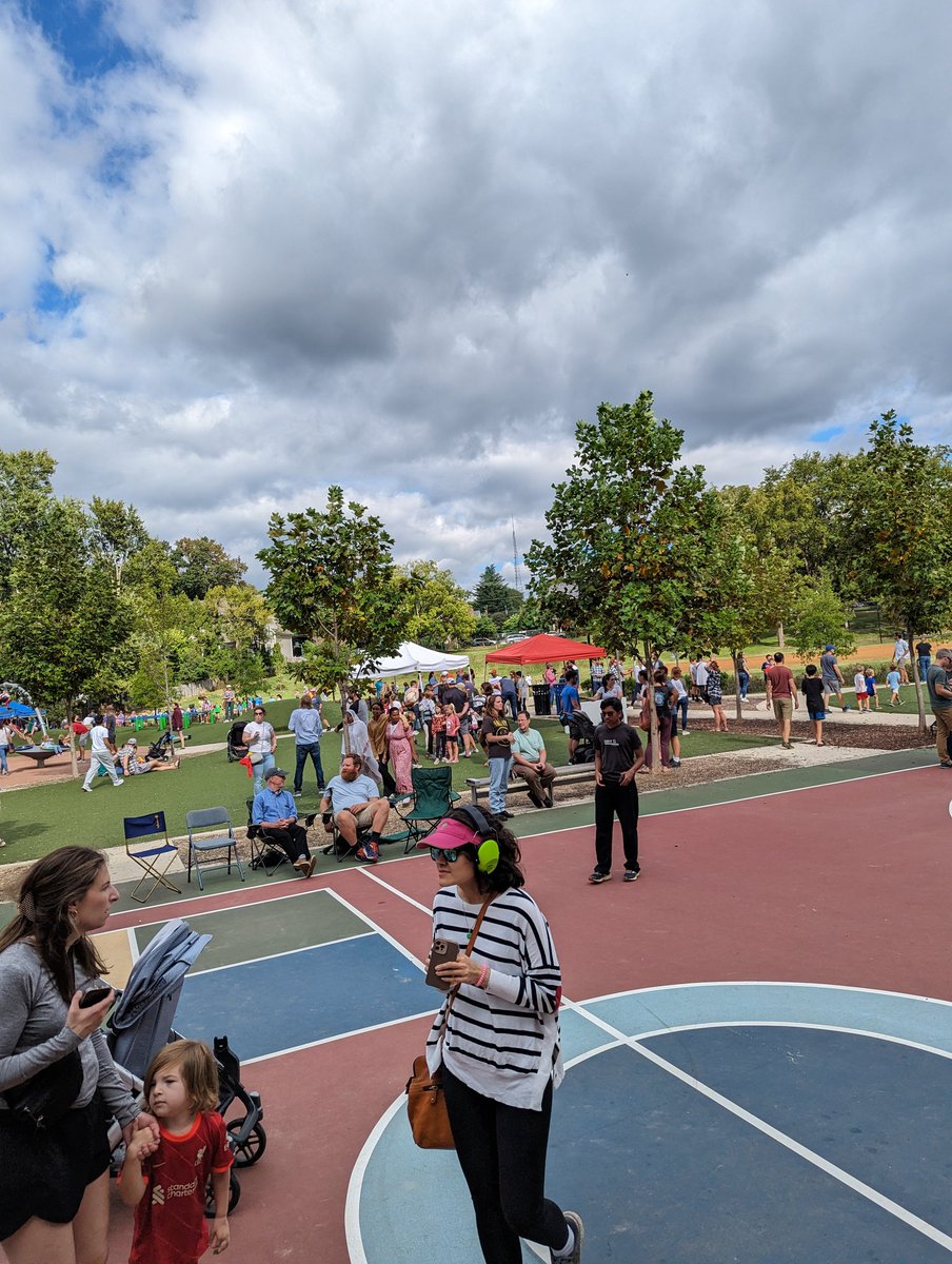 Amazing turnout today! <a href="/APSCardinalElem/">Cardinal Elementary</a> <a href="/ArlingtonVA/">Arlington County</a>