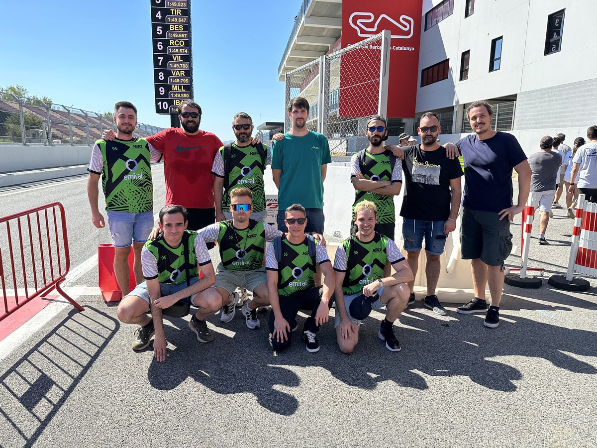 Un año más nuestra sección de ACC se junta en el circuit de Montmeló para la GTWorldChallenge Europe!!

GoXBD

Pd: ahí faltan 3 o 4