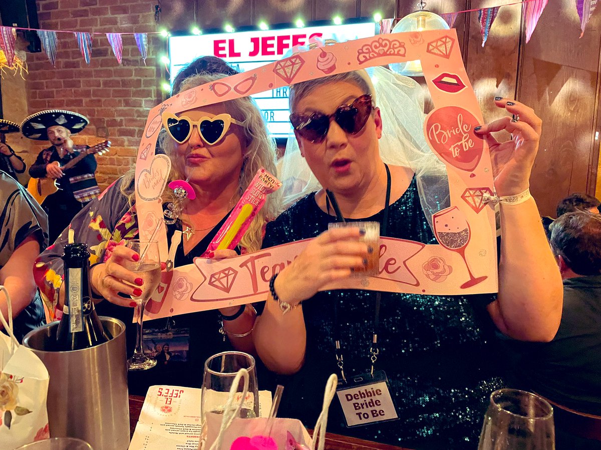 Cat Harvey tweet media