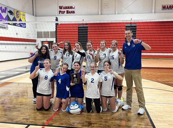 CoachRy22's tweet photo. Another tournament another medal 🥇 #bluejays @WHSBlueJays https://t.co/ppIEcjfCHH
