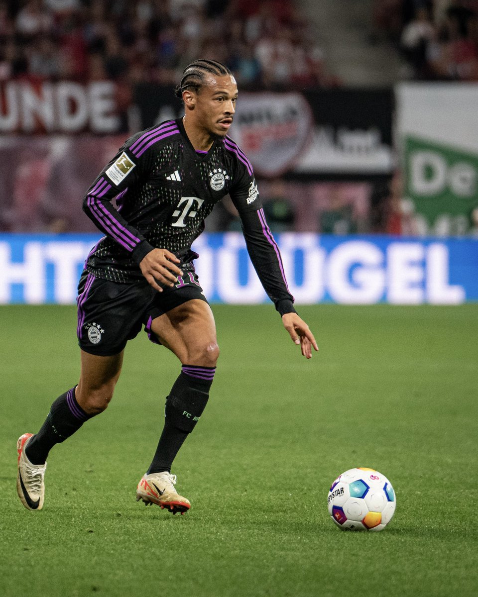 leroy_sane's tweet photo. Intense game! On we go. #inSané @FCBayern https://t.co/1J4vnQlGIF