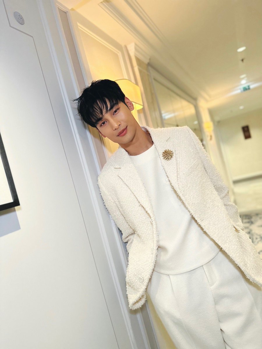 aponcielo's tweet photo. โคตรดีเลยอ่ะ 🤍😭

꒰ @Nnattawin1 ꒱ ✨ #Nnattawin

NATTAWIN BOFTOP500 GALA

— #BOFTop500Gala23xMileApo
@BoF #BoF500 https://t.co/J51hYLEqOq