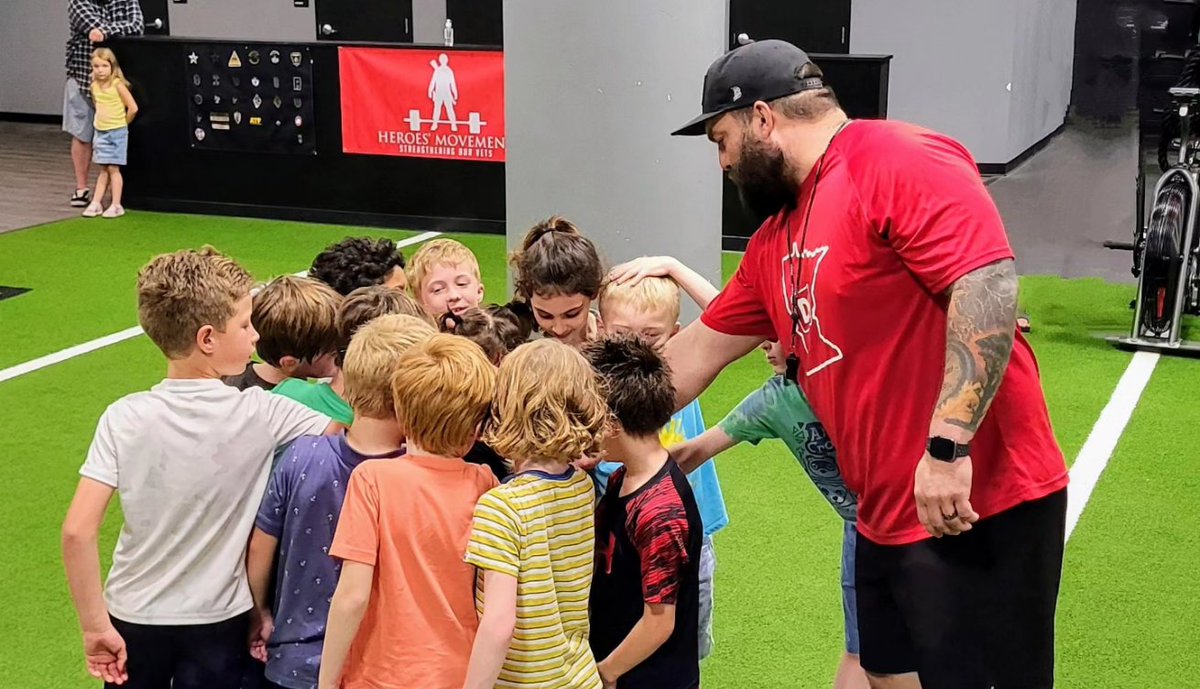d1saintpaul's tweet photo. Happy 8th birthday, Spencer! We are honored to have had the opportunity to make your day so special! https://t.co/hTygZZQM5R
