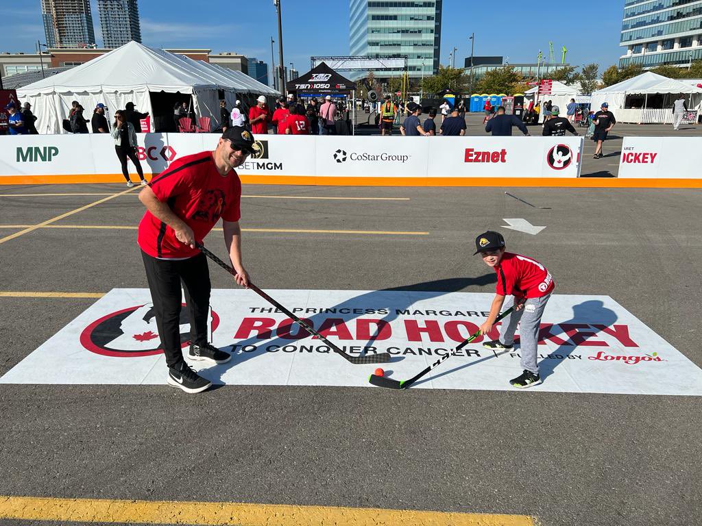 CarloColaiacovo's tweet image. Game On Cancer! Unbelievable day at the @RoadHockey event. Shoutout to everyone who participated making it another record breaking year supporting a very important cause. Today, our team Leo’s Lions conquered cancer #GameOnCancer