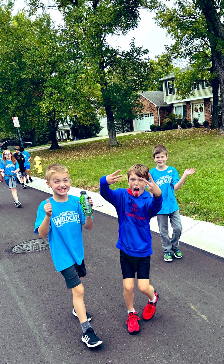 ms_aklamo's tweet photo. Best day ever yesterday @WilsonElem! Thank you @WilsonElemPTA for all your hard work! 💙 https://t.co/w57iiBpoiV