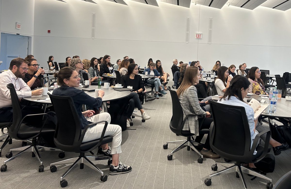 Jennifer Doleac (@jenniferdoleac) on Twitter photo ORD -> IAH ✈️
It was so fun to be in a room full of women economists (and a few men!). <a href="/WiEMecon/">Women in Empirical Micro</a> is such a wonderful conference - thanks for organizing & for having me! ORD -> IAH ✈️
It was so fun to be in a room full of women economists (and a few men!). <a href="/WiEMecon/">Women in Empirical Micro</a> is such a wonderful conference - thanks for organizing & for having me!