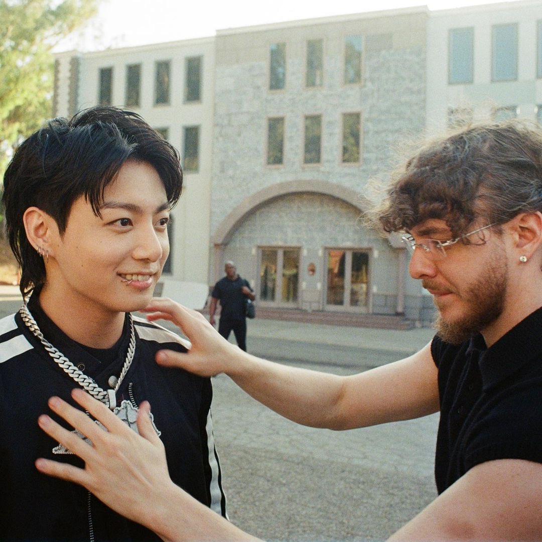dreamjeons's tweet photo. more behind the scenes pictures from the 3D music video ! https://t.co/14aUTuFoL1