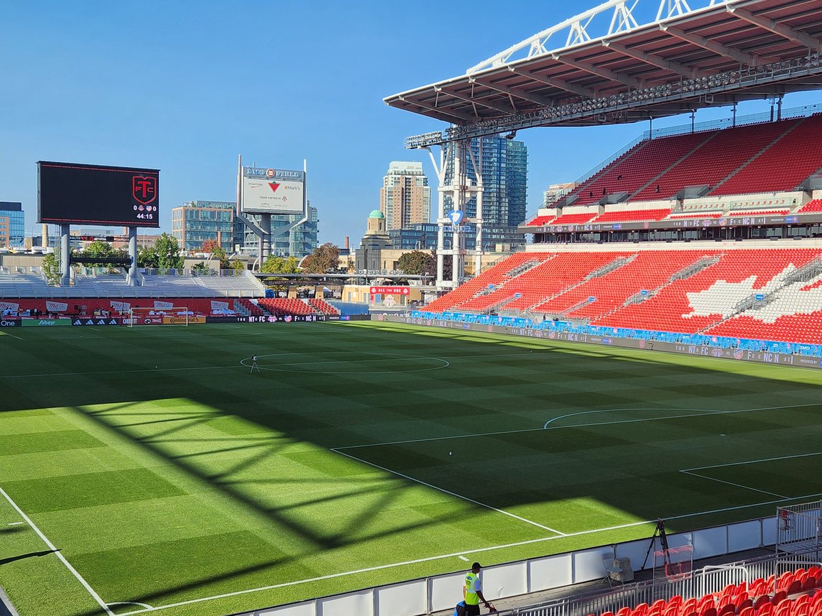 BMOGrounds's tweet photo. If your field is perfect... you're not using it enough... #multiusefacility @FieldExperts @SportsTurfCan https://t.co/mZg9bTG7tc