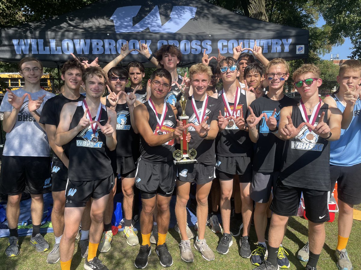 WB_ATHLETICS's tweet photo. Congratulations to our Varsity and F/S Boys Cross Country teams for winning their respective Championships at today’s Solorio Sun Warrior Invite! 

Meet results can be viewed here:
https://t.co/F0FYjO7OZh

#DubsUp @WBHSXC https://t.co/mmVAGZxBdw