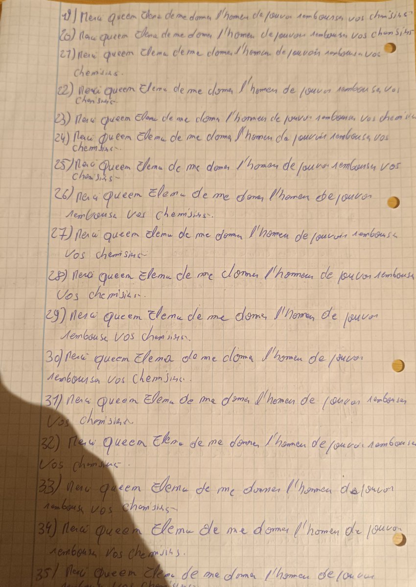 dogdequeenelena's tweet photo. Ce soir, ma Reine @tonperemaputain m'a donné l'honneur de pouvoir rembourser ses chemisiers
Le prix étant de 40€, je l'ai donc tout naturellement remerciée 40 fois https://t.co/w6fgRFkh3K