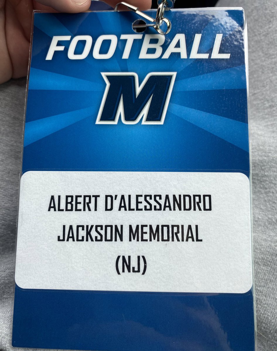 Had a great day today at the <a href="/MUHawksFB/">Monmouth Football</a> game. Thank you <a href="/Coach_KCal/">Kevin Callahan Jr.</a> and <a href="/JimRobertsonQB/">Coach Robertson</a> for inviting me, had a amazing time viewing campus and watching the game. Can’t wait to get back on campus soon!
@Football_JMHS @CoachCozartJMHS