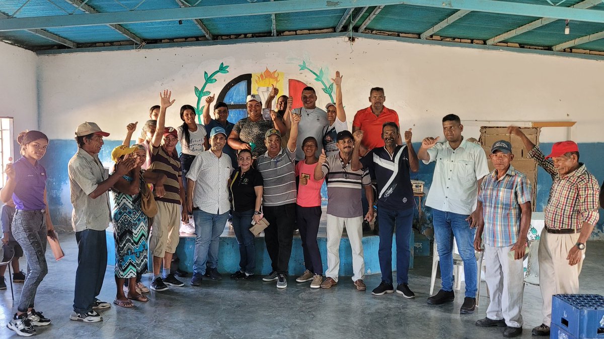 PieroMaroun's tweet photo. Ahora en Uracoa, hasta el municipio más lejano llevando el mensaje, escuchando a nuestros equipos, y fortaleciendo la organización de este trabajo por la prosperidad de Venezuela. #RecorriendoMonagas #DemosElPrimerPaso🇻🇪 https://t.co/493vnKqiSU