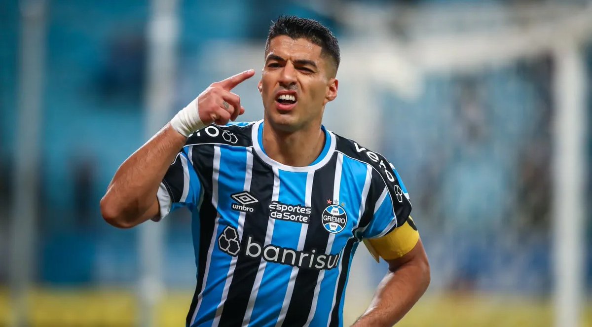 pfqloficial's tweet photo. GOL DO GRÊMIO!
⚽️ Suárez
Fortaleza 1×1 Grêmio | 🏆 Brasileirão
📸 @Gremio | Lucas Uebel - @Gremio
#Grêmio #FORXGRE #Fortaleza #VamosFortaleza #Tricolor #Brasileirao2023 #Brasileirao #GFBPA https://t.co/XXiQp7Fbjr