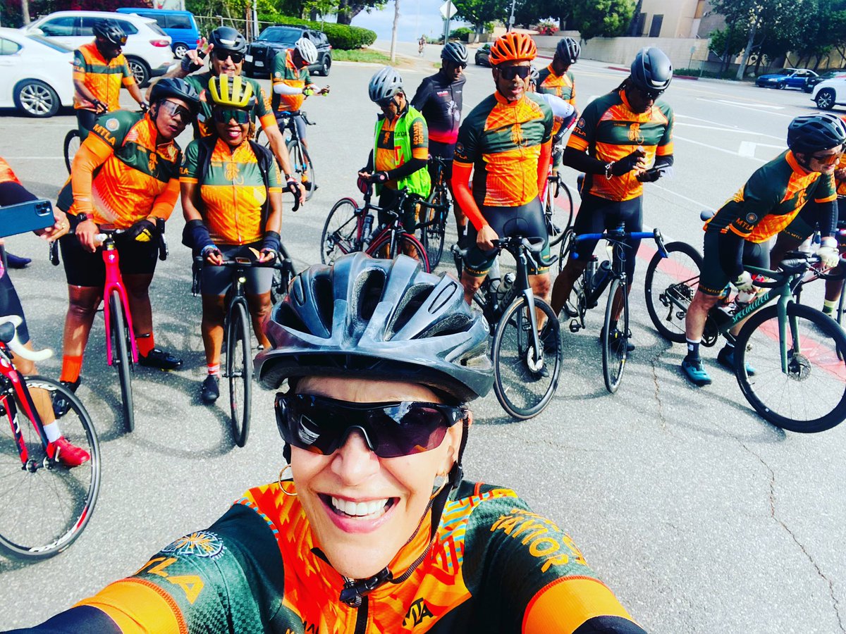StephMillerShow's tweet image. Rocking our new Major Taylor LA orange kits for 35 miles, 1100 ft of climbing through the beach cities today! After my COVID/Flu shot! #getvaxxed #bikelove