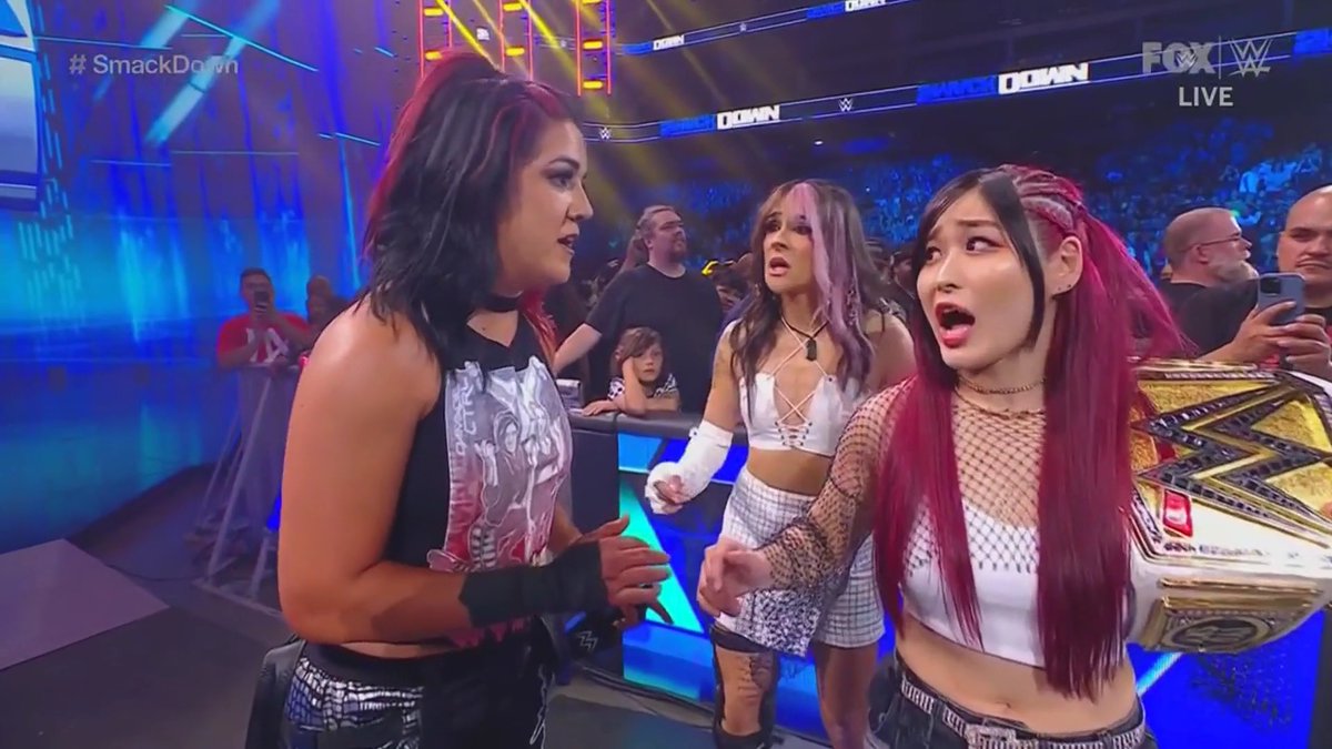 IyoSkySourceCOM's tweet photo. HQ #Smackdown Screencaptures: https://t.co/KCGLTUotJV #IyoSky #GeniusOfTheSky #DamageCTRL #WWE 

(@Iyo_SkyWWE) https://t.co/NxXK57gBGN