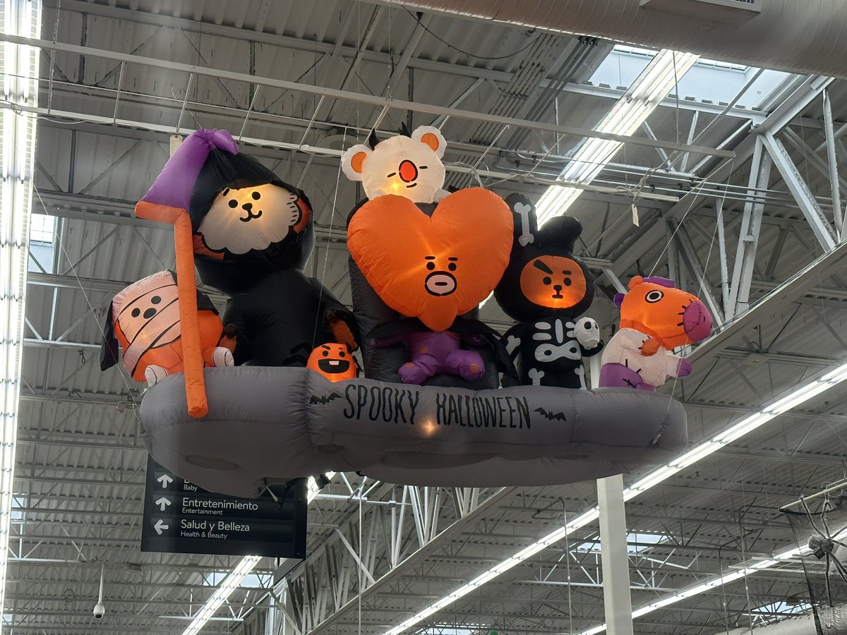 reflectjikoo's tweet photo. entré a walmart y estaba esto jskdjsjsj, mi papá me miró raro porque me detuve a hacerle foto😔 https://t.co/2ZGegTtUP8