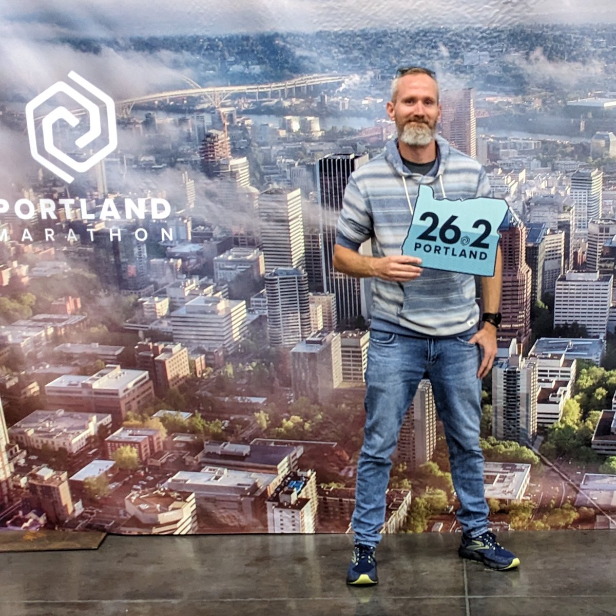 JaredKuester's tweet photo. Picked up my bib for the Portland Marathon tomorrow! https://t.co/xOsywIMacE