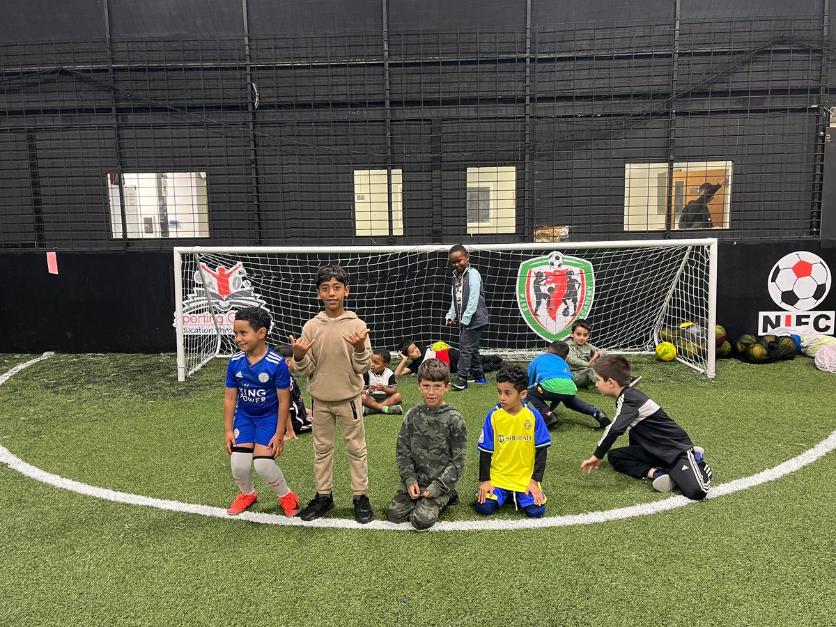 NYCA-Saturday Night Football⚽️ Great to see kids & young people enjoying their evening together in a safe space Shoutout to @GPNewport @GwentPCC for funding these sessions👏🏾👏🏾 TOGETHER WE ARE STRONGER❤️ @GP_CCKelly @Pill_Primary @johnfrostschool @jessicamordenmp @jane_mudd