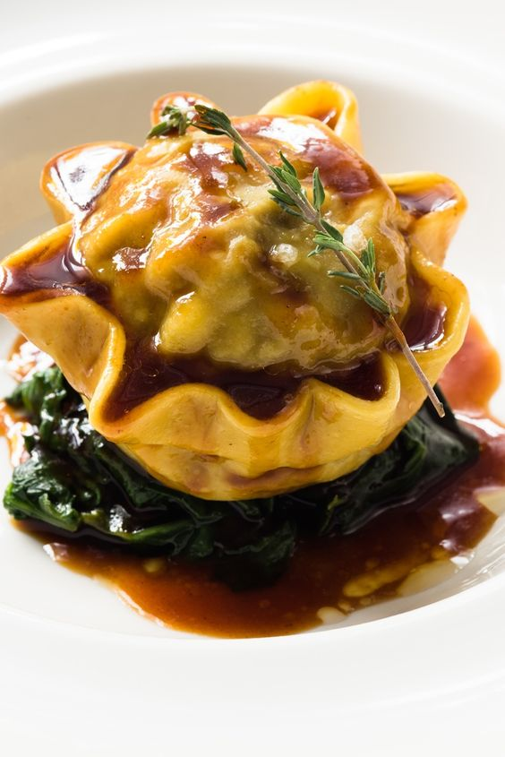 summer_food's tweet photo. Braised oxtail raviolo with celeriac and spinach！ https://t.co/FAsdL5OpVH