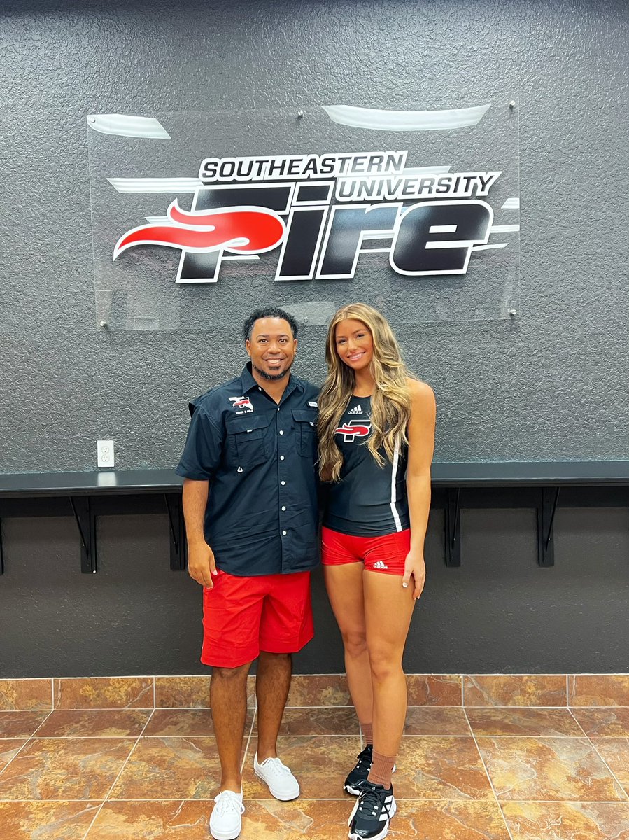 SEUFireTrack's tweet photo. Great visit today with one of the top javelin throwers in the state of Florida. #FeelTheHeat #FutureFire #FireTF #ClassOf24 ๐๐ฅ๐ช๐ฝ https://t.co/AVjTxWMvhJ