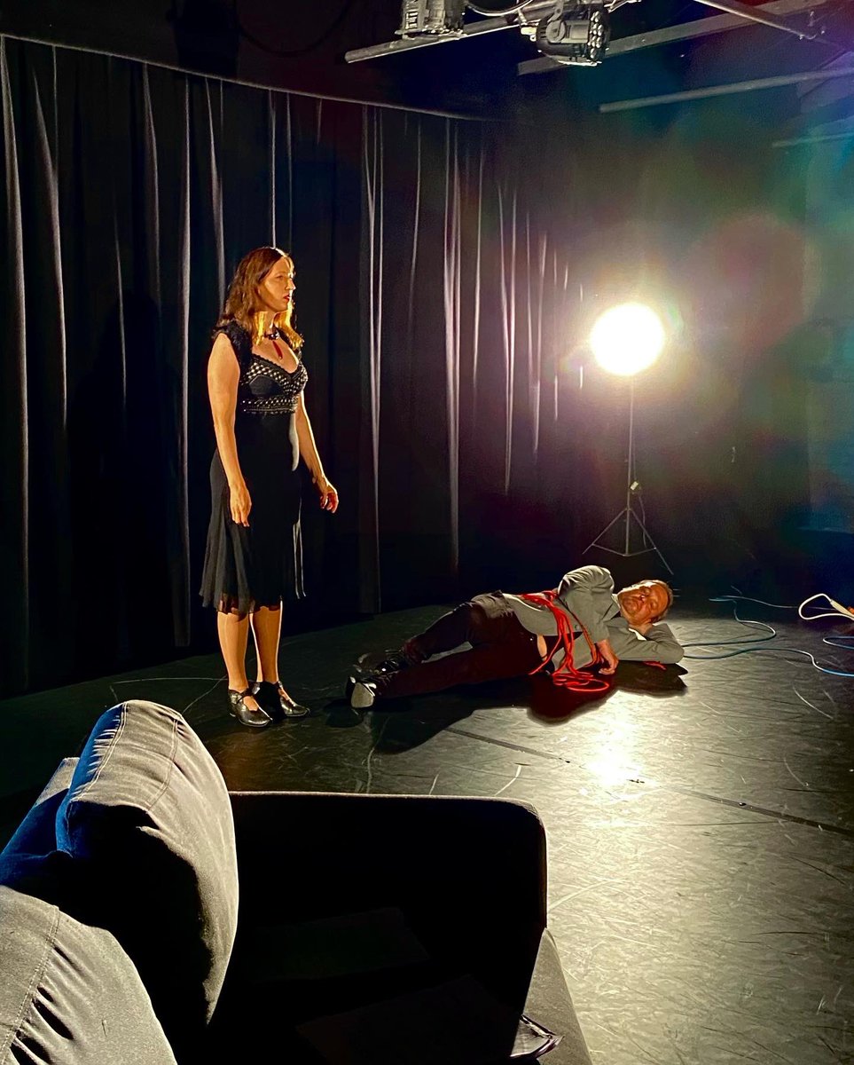 zuzatehanu's tweet photo. We had an absolute blast this week on another filming day of #DJKill by @ANTONMAKON and #Superhumanfilms in @KlatchStudio with amazing cast @irvingact3 @oakes_caroline @KellyEActress @XanderLace and DOP #JimGroom
Thank you everyone,can’t wait for the next one!!
 #actress #feature https://t.co/OAK0AbYPb5