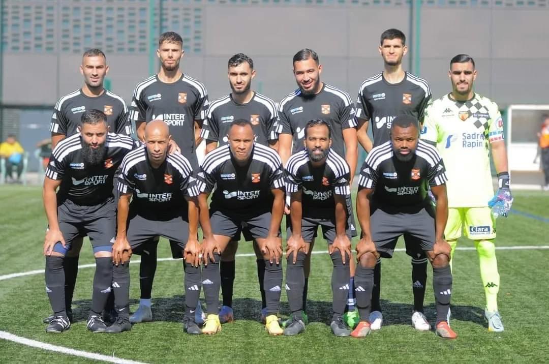 ClubGerland's tweet photo. ⚫️🟠Le FC Gerland Senior D1 brille en Coupe de France ! 
nos valeureux guerriers ont enflammé le stade de Gerland lors du 4e tour de la Coupe de France. Face à une redoutable équipe de Neuville C.S R1, nos joueurs ont livré un match intense, digne des plus grandes compétitions. https://t.co/OvFJPxCk5H
